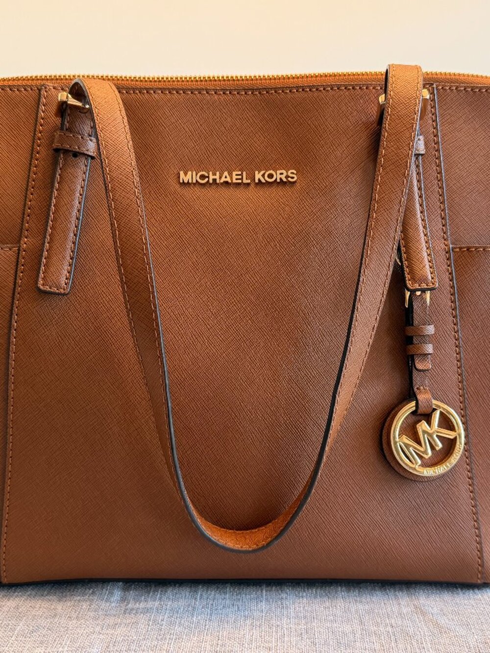 Michael Kors Jet Set Leather Tote